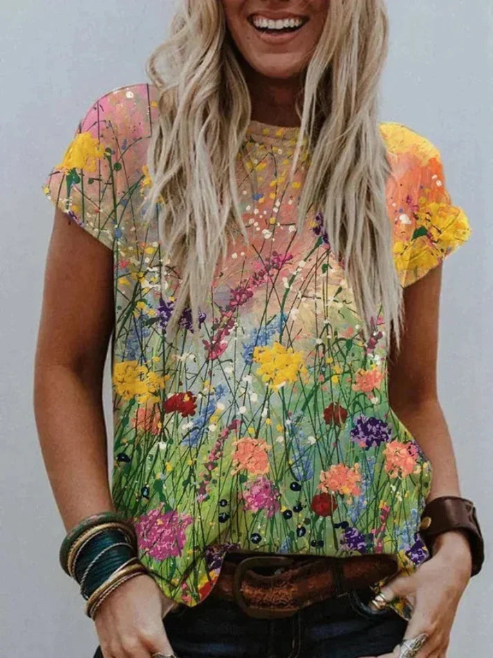 T-shirt donna boho con stampa floreale – maglietta estiva ampia in stile fiori selvatici