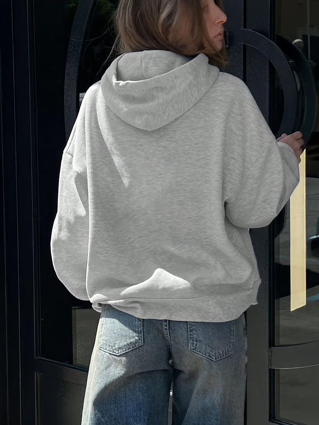 Lässiger grauer Pullover-Hoodie mit Print und Kapuze für Women | Perfekt für lässige Tage
