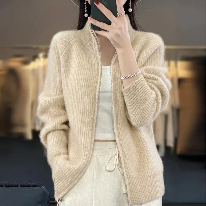 Wool knit jacket with zipper
