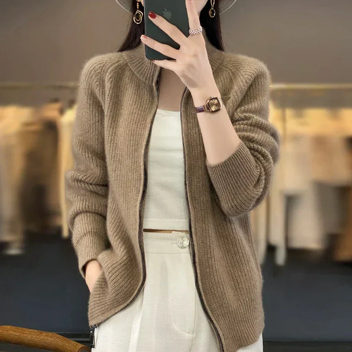 Wool knit jacket with zipper
