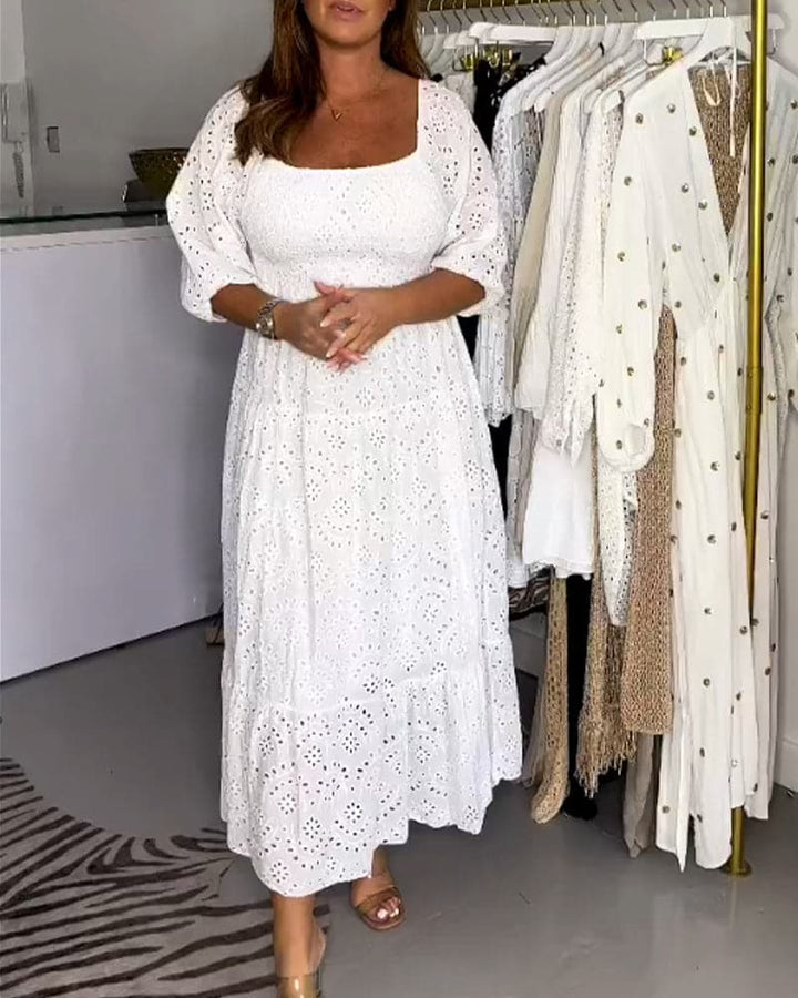 Robe Midi à Œillets – Décolleté Classique, Manches Bouffantes, Taille Cintrée