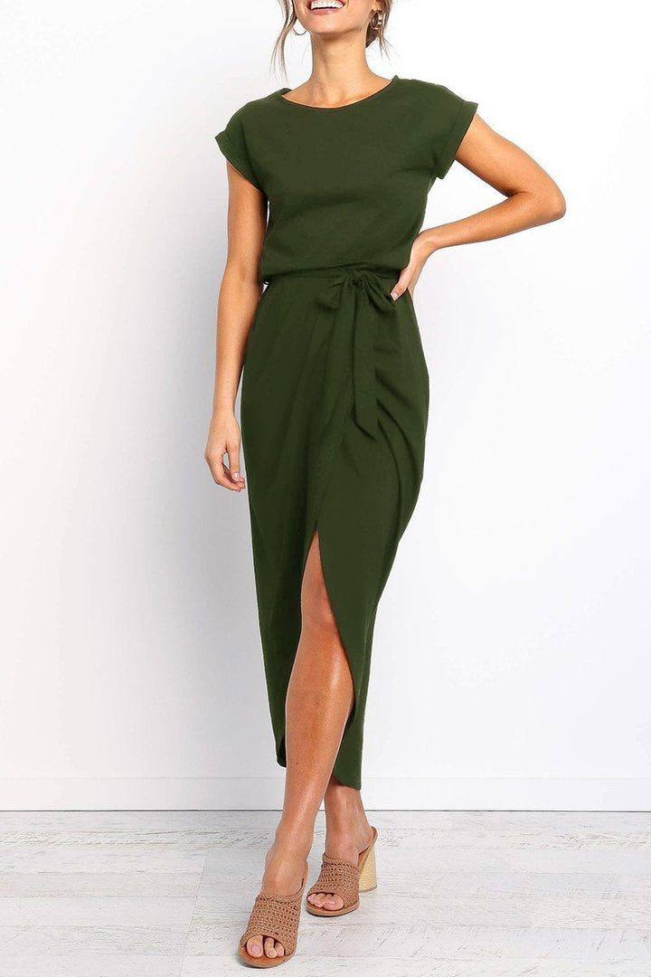 Abito midi da donna con cintura in vita e spacco sulla gamba – elegante e sagomato per ufficio ed eventi