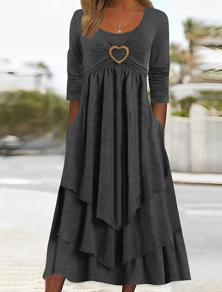 Robe midi cascade charbon – taille empire, manches longues, jupe à volants fluides