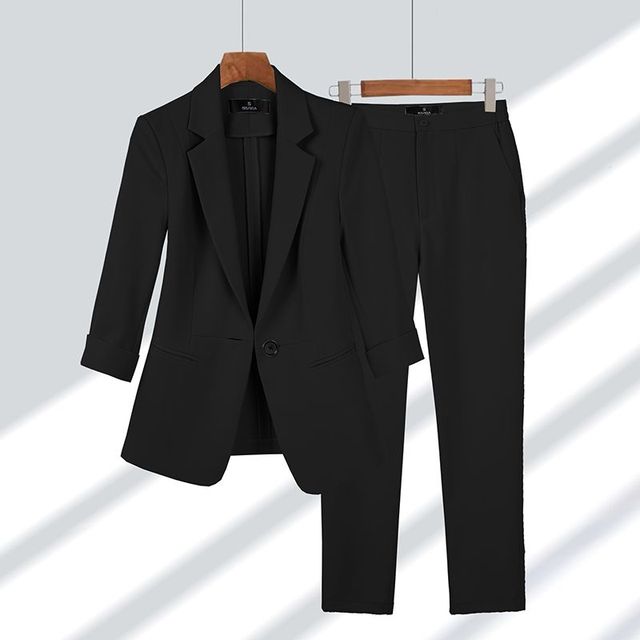 Blazer élégant pour femme – coupe cintrée avec manches 3/4 et fermeture à un bouton
