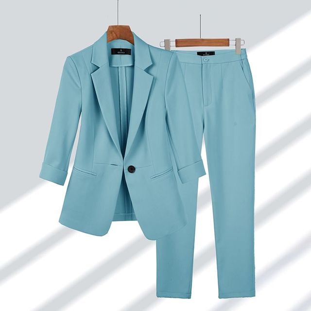 Blazer élégant pour femme – coupe cintrée avec manches 3/4 et fermeture à un bouton