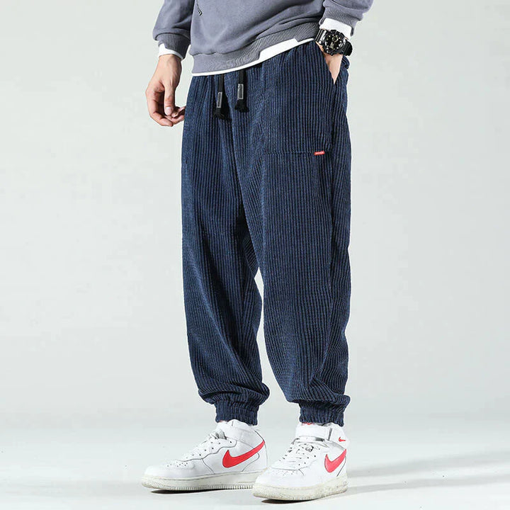 Cordhose Herren Jogger Style – Locker geschnittene Cord-Jogginghose mit Bündchen & Streetwear-Vibe
