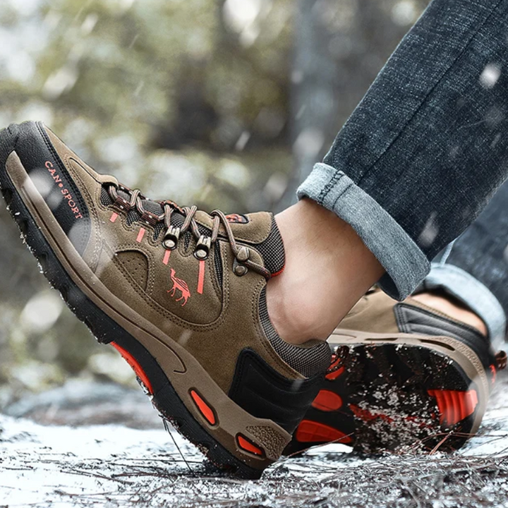 Scarpe da trekking outdoor antiscivolo e impermeabili