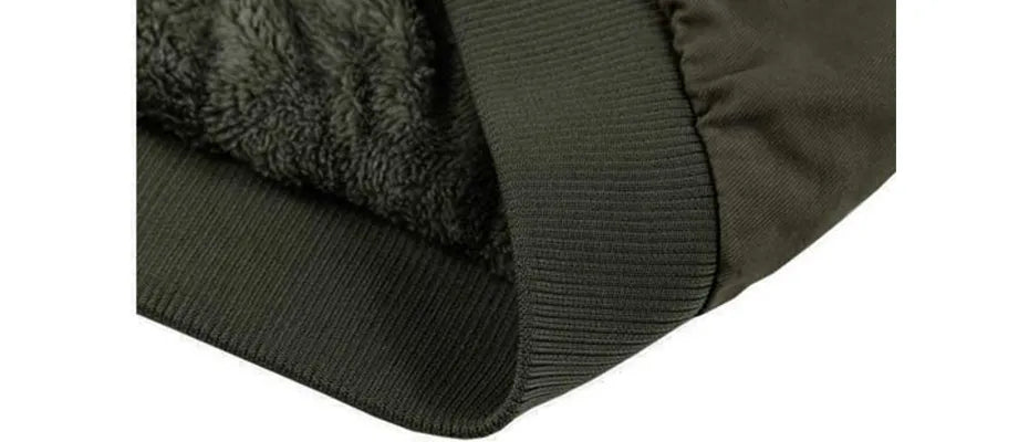 Moderne Trendige Bomberjacke mit Weichem Innenfutter für Herren | Perfekt für Alltag