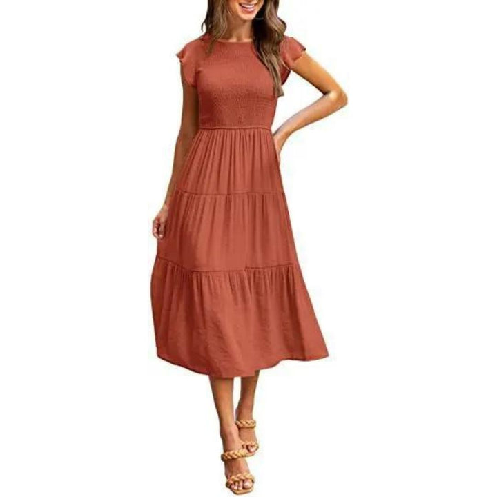 Damen Sommerkleid mit Smok-Oberteil – Luftiges Midikleid mit kurzen Ärmeln & Stufenrock für Alltag & Urlaub