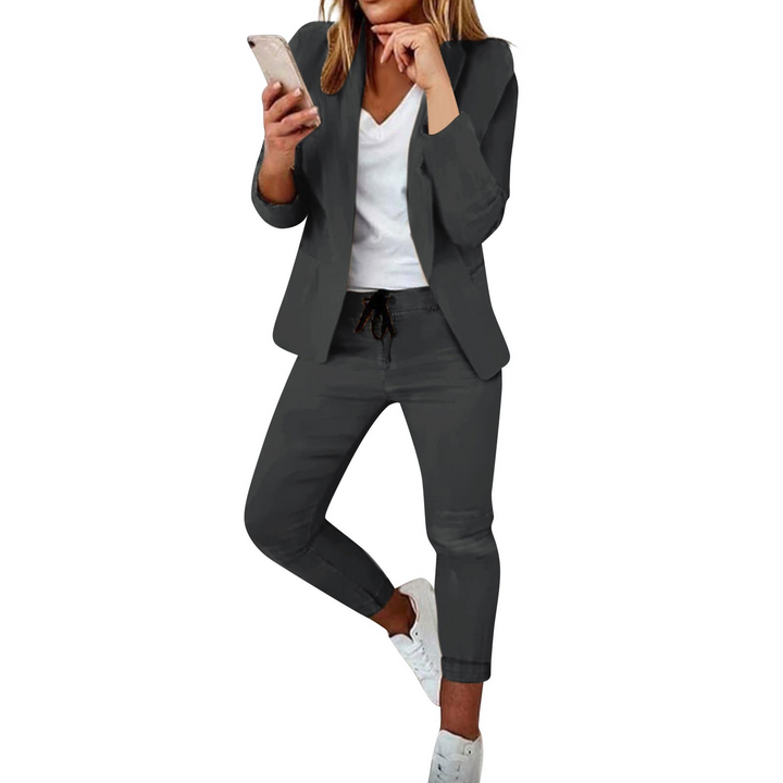 Ensemble décontracté composé d'un blazer et d'un pantalon