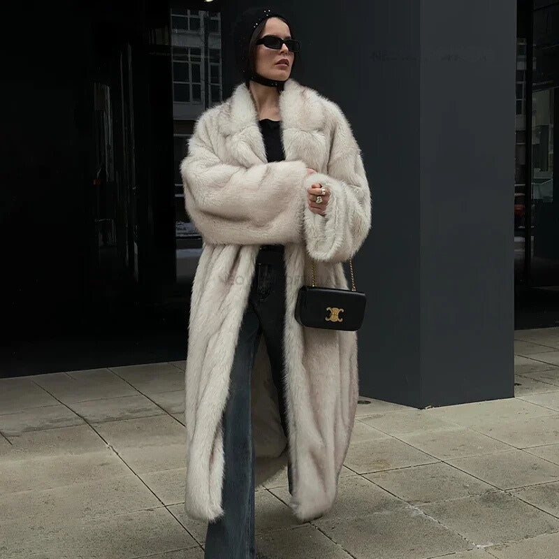 Jane - elegancka długa kurtka futrzana