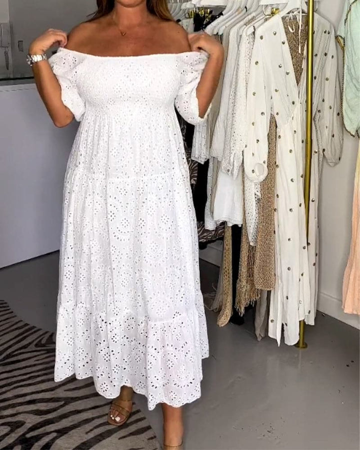 Robe Midi à Œillets – Décolleté Classique, Manches Bouffantes, Taille Cintrée
