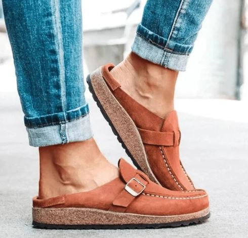 Buckley Wildleder clogs for women | Eva