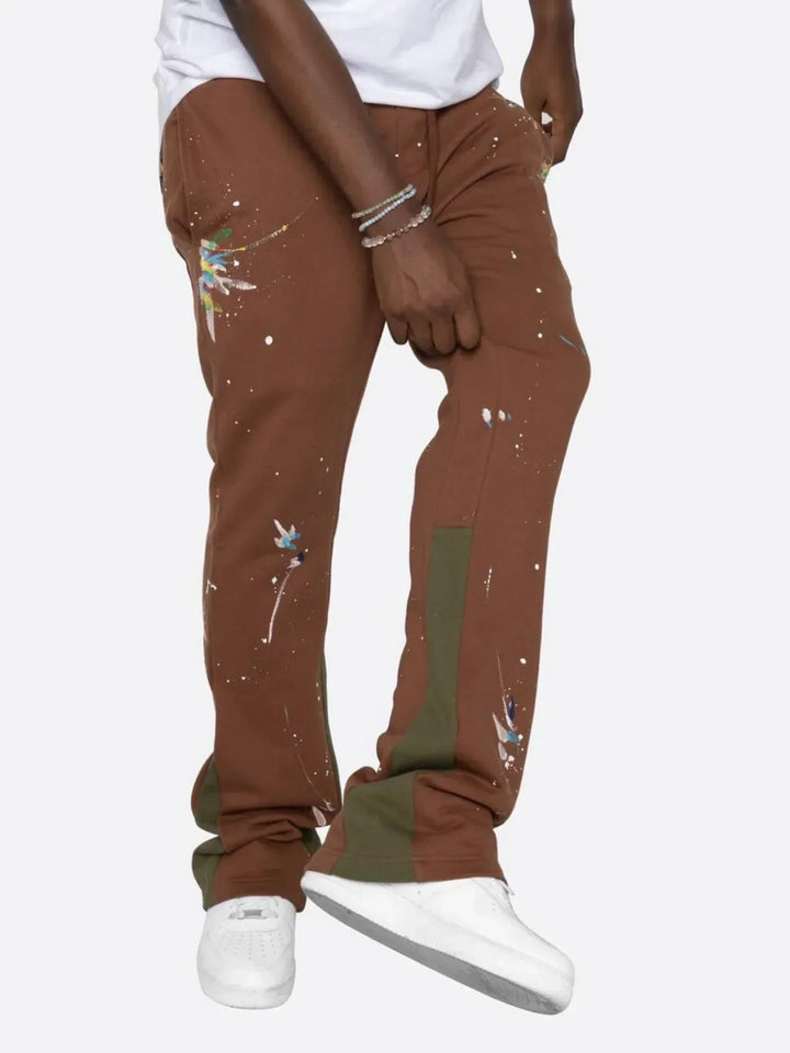 Farbspritzer Flare Sweatpants für entspannte Tage