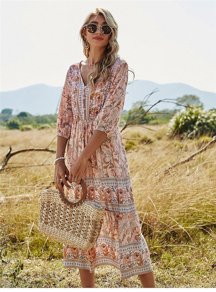 Abito lungo boho con motivo floreale – scollo a V e maniche 3/4 per donna