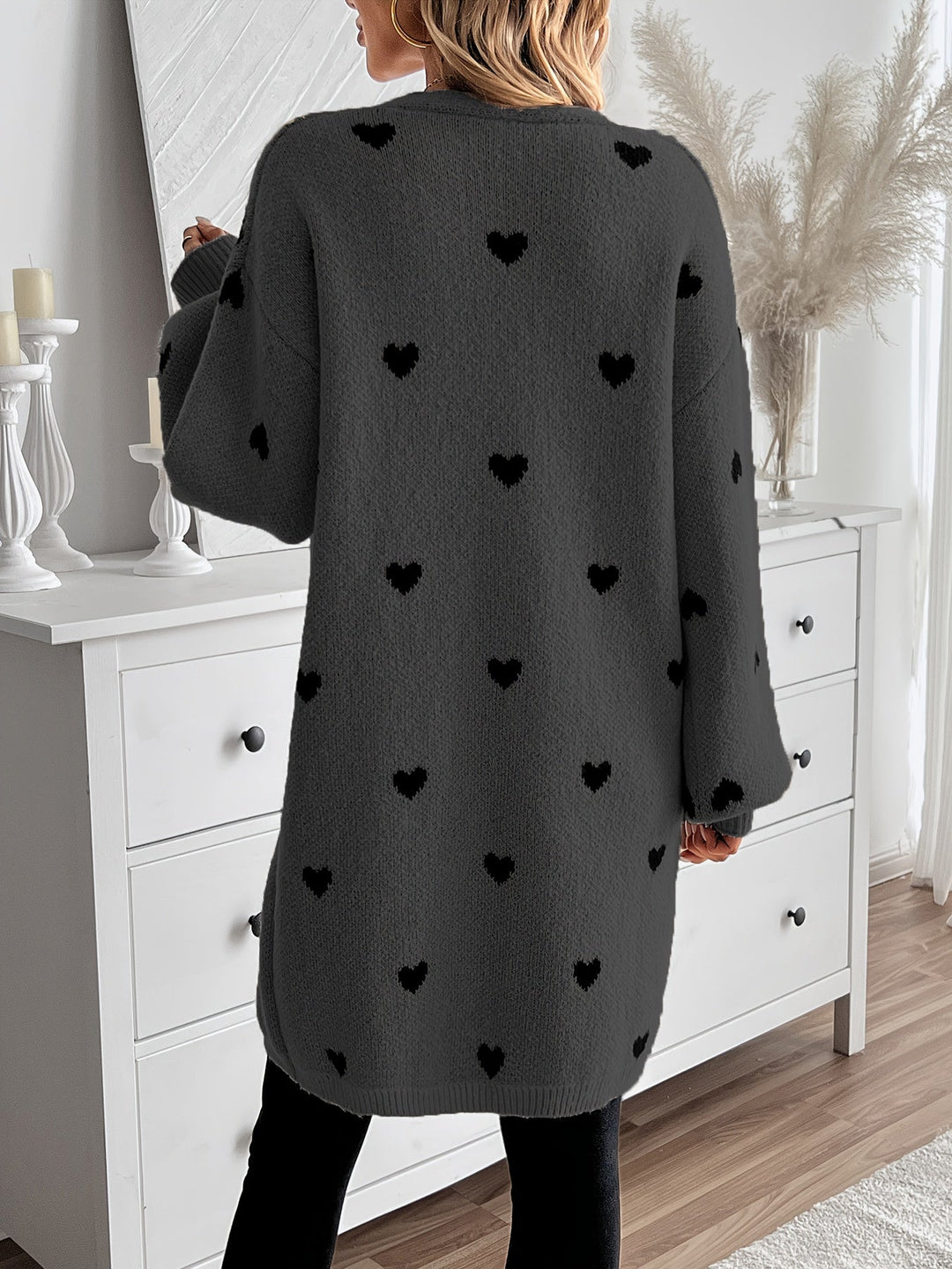 Cardigan in lana elegante con motivo a cuore e lunghezza lunga per donna | Ideale per l'inverno