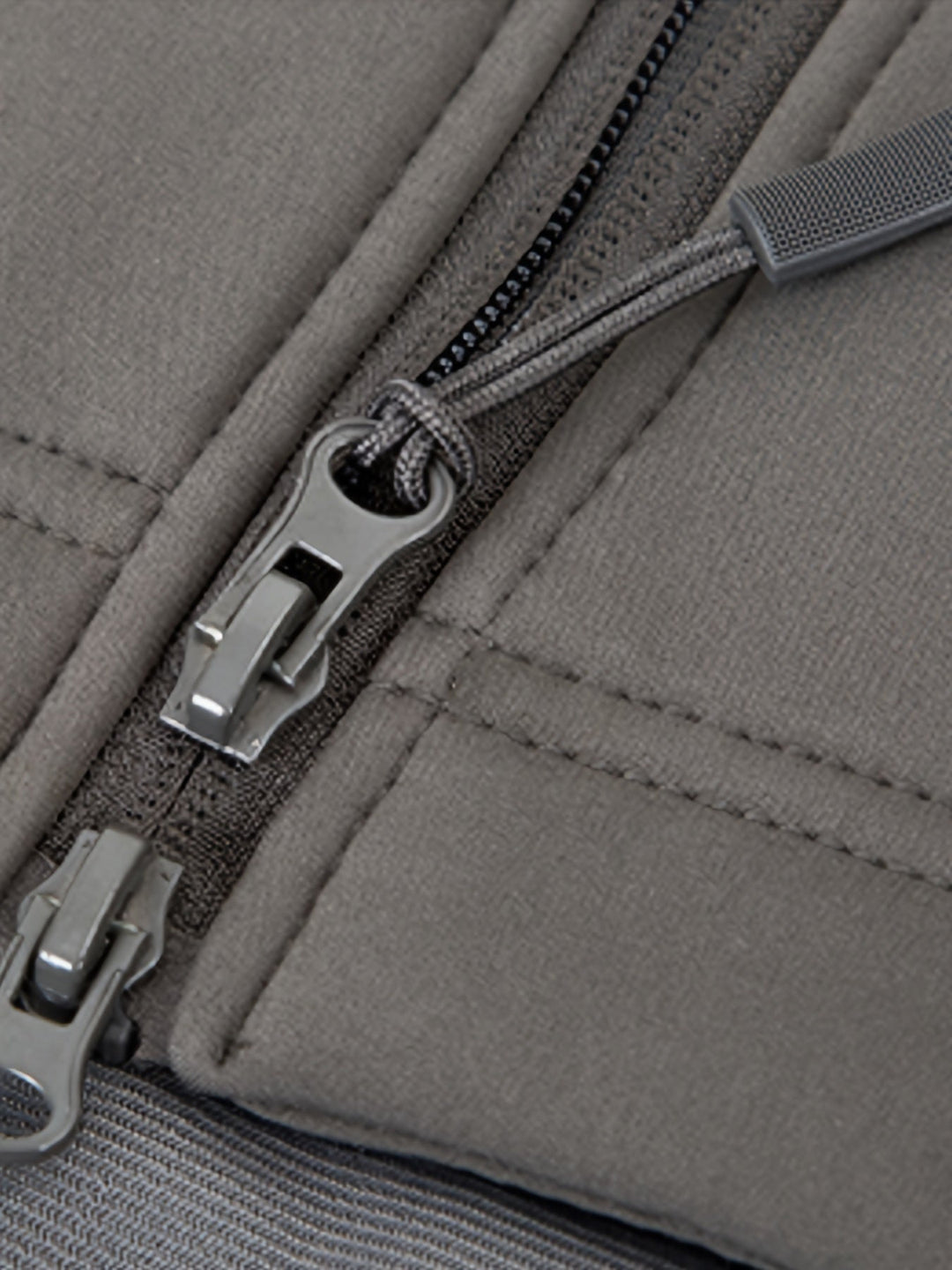 Veste à capuche tactique en polaire softshell avec poches zippées pour hommes | Parfaite pour les activités de plein air