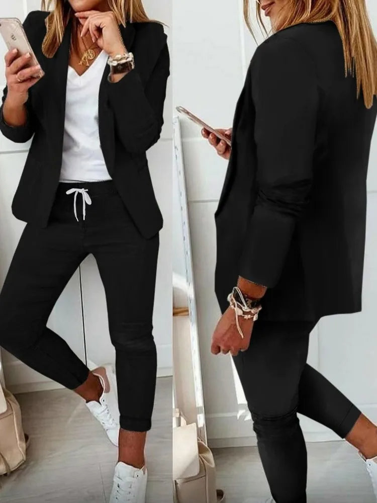 Leocadia - Women's Suit - Elegant - Luxurious Material - Formelli Occasion