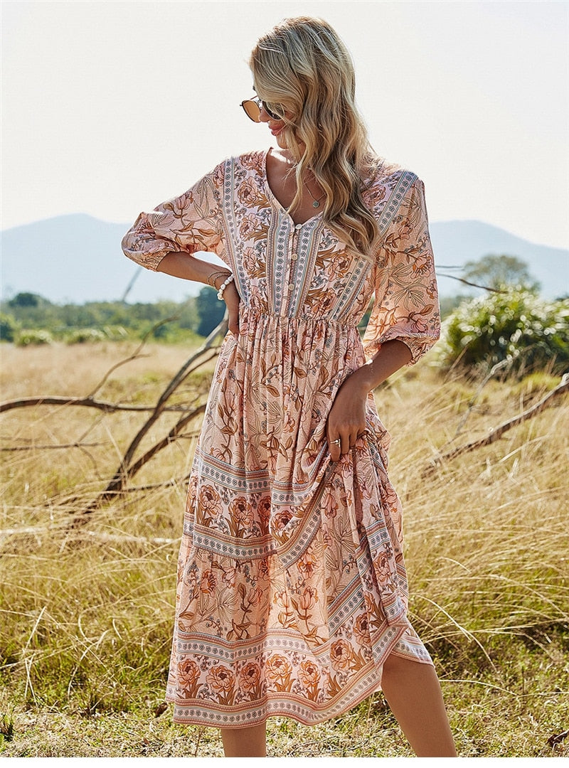 Abito lungo boho con motivo floreale – scollo a V e maniche 3/4 per donna