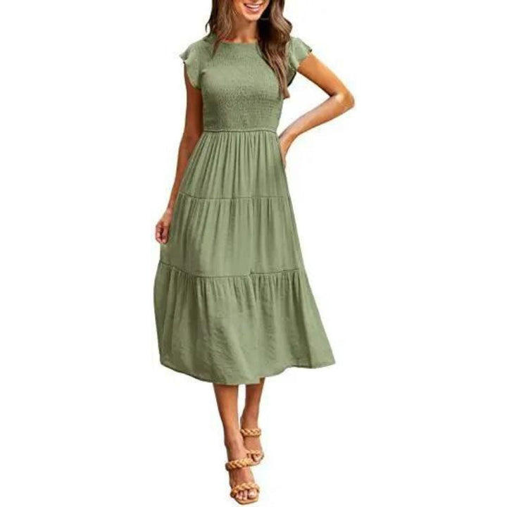 Damen Sommerkleid mit Smok-Oberteil – Luftiges Midikleid mit kurzen Ärmeln & Stufenrock für Alltag & Urlaub