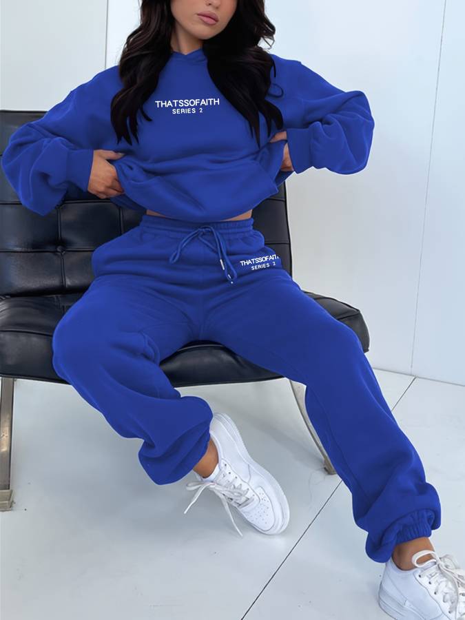 Set di pantaloni della tuta e maglione