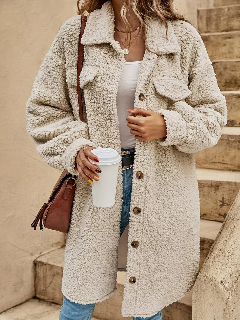 Elegant beige winter jacket for women | Perfect for outdoor activities