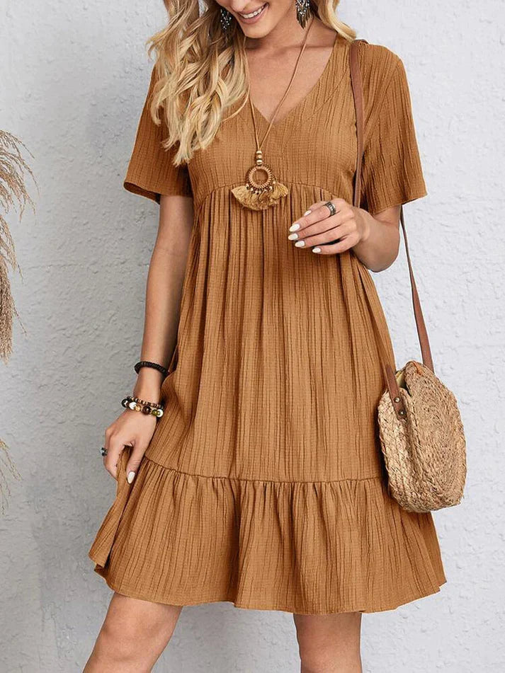 Sommerkleid mit V-Ausschnitt – Luftiges Freizeitkleid mit kurzen Ärmeln und Volant für Strand, Urlaub & Alltag