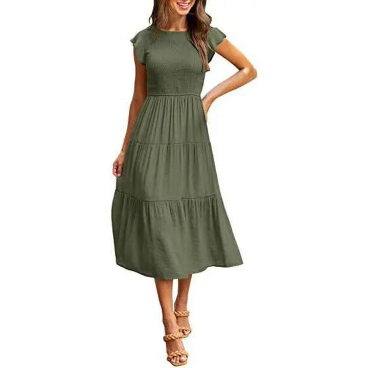 Damen Sommerkleid mit Smok-Oberteil – Luftiges Midikleid mit kurzen Ärmeln & Stufenrock für Alltag & Urlaub