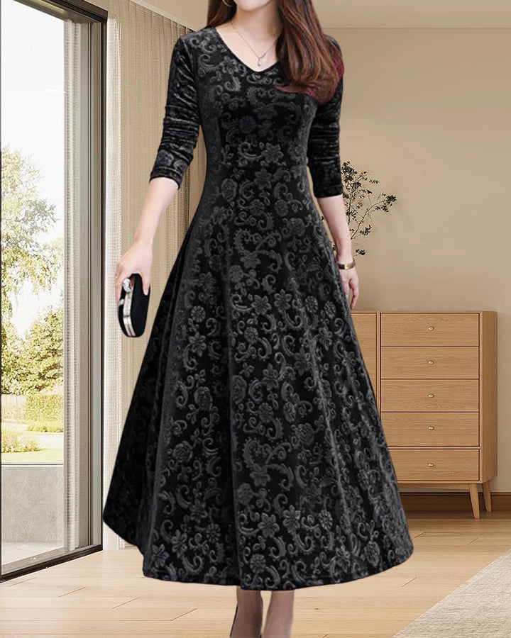 Elegantes Samt kleid mit langen Ärmeln