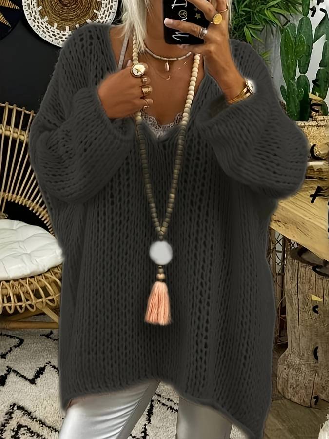 Gestrickter oversized Pullover mit V Ausschnitt