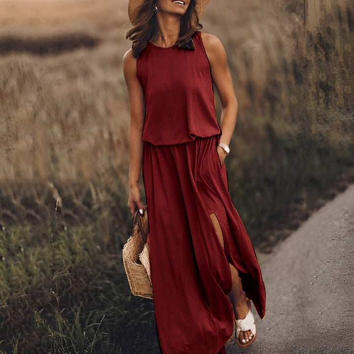Abito lungo senza maniche con spacco e stretch in vita – look boho estivo