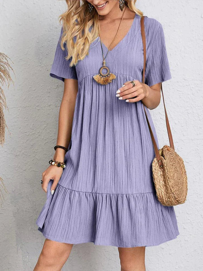 Sommerkleid mit V-Ausschnitt – Luftiges Freizeitkleid mit kurzen Ärmeln und Volant für Strand, Urlaub & Alltag