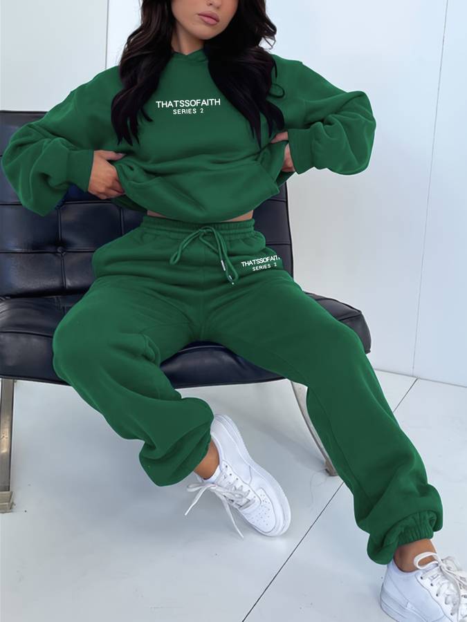 Set di pantaloni della tuta e maglione