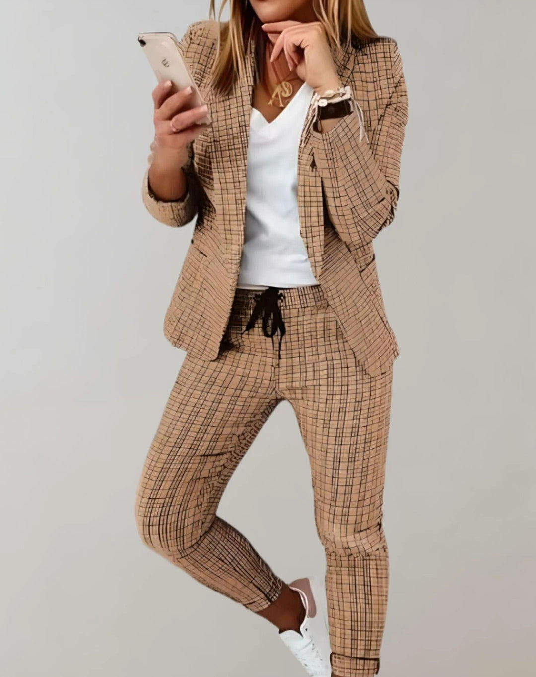 Ensemble deux pièces pour femmes avec blazer à carreaux et pantalon de jogging – costume business casual à motif à carreaux pour bureau et loisirs
