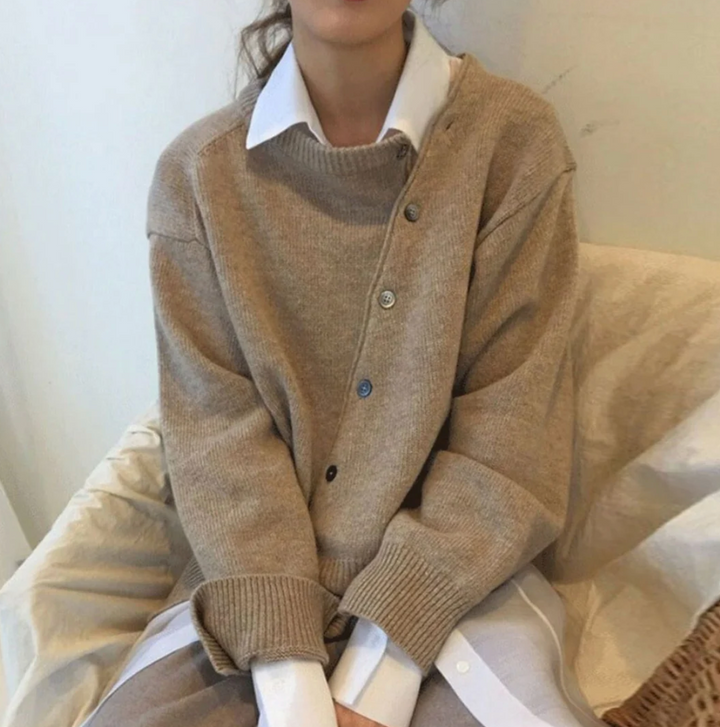 MELLY - Cardigan doux en tricot avec fermeture diagonale à boutons