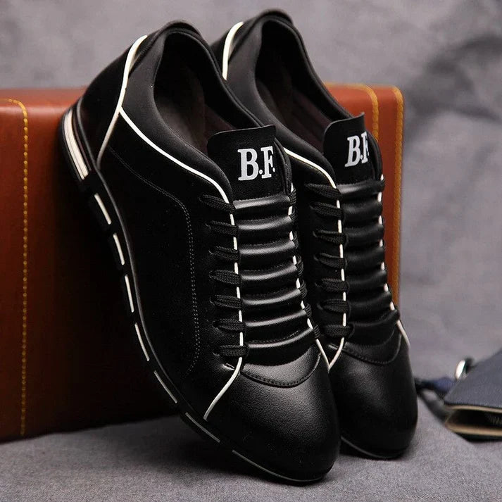Leichte und strapazierfähige Sportschuhe für Männer