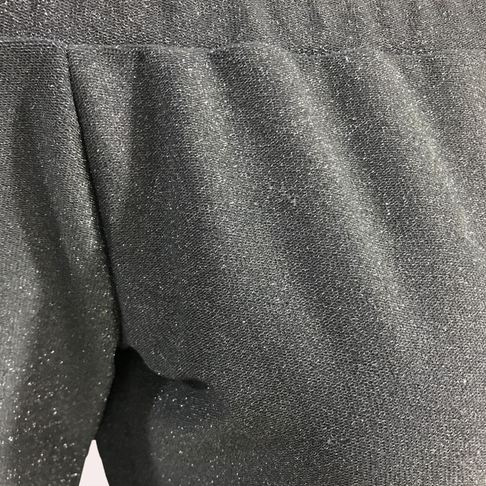 Elegante vestito da festa senza spalline con spacco sulla gamba – vestito midi aderente con effetto glitter per sera, cocktail e eventi