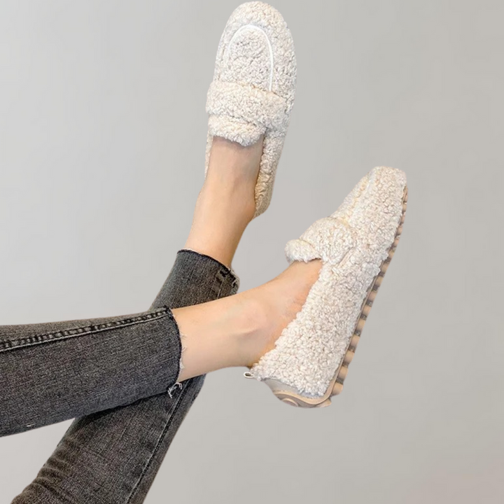 Elyn - Chaussons en peluche douce pour femmes