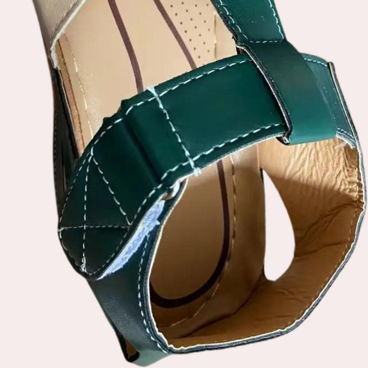 Sandales confortables pour femmes avec fermeture auto-agrippante – mocassins d'été style rétro avec semelle souple