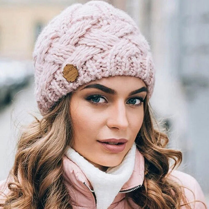 Cecelia | Bonnet en tricot doux et à la mode