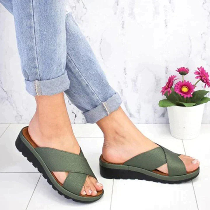 CloudWalk Luxe : Les sandales orthopédiques avant-gardistes pour un confort et un style ultimes