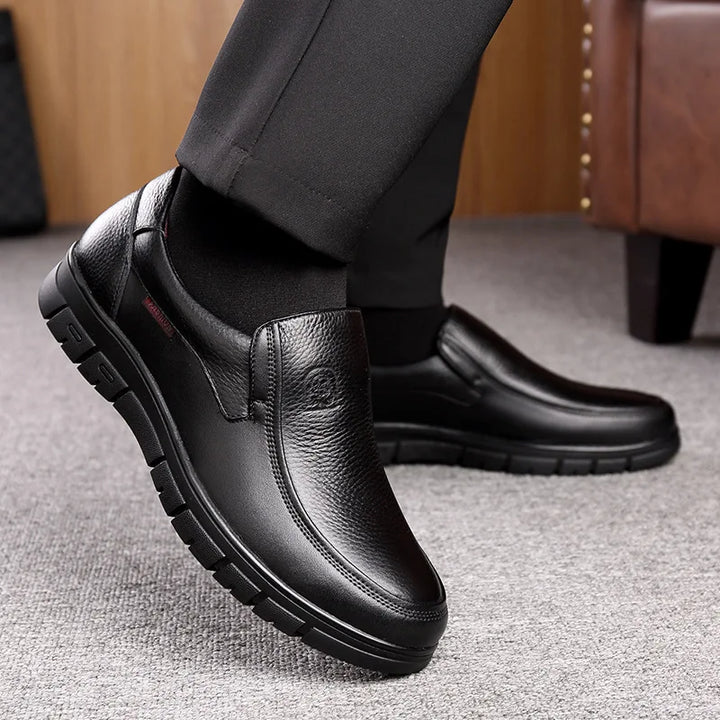 Herren Business Slipper aus Leder – Bequeme Slip-On Schuhe für Büro & Alltag
