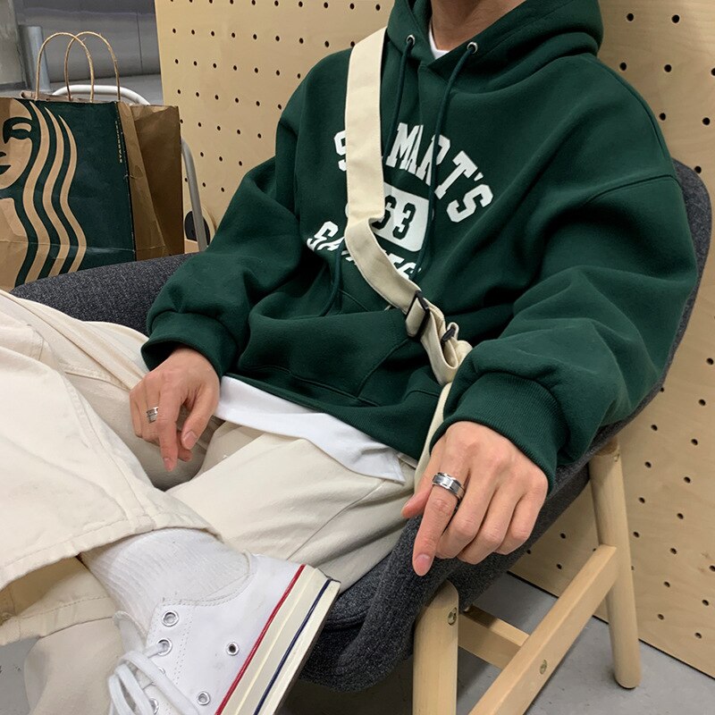 Lässiger College Stil Hoodie Mit Tasche Für Herren | Perfekt für den Alltag