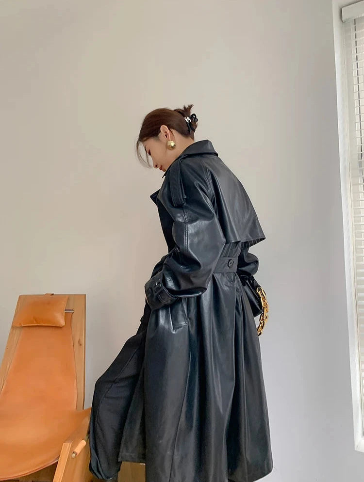 Eleganter Langer Ledermantel Mit Gürtel Für Damen | Perfekt für Alltägliche Anlässe