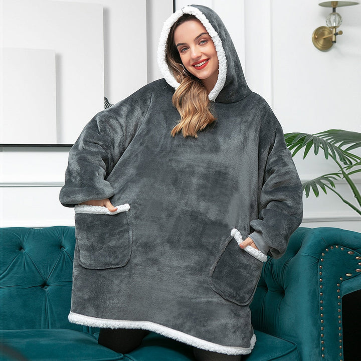 Caryn - délicieuse combinaison de sweat à capuche doux et de couverture douillette en un seul produit !