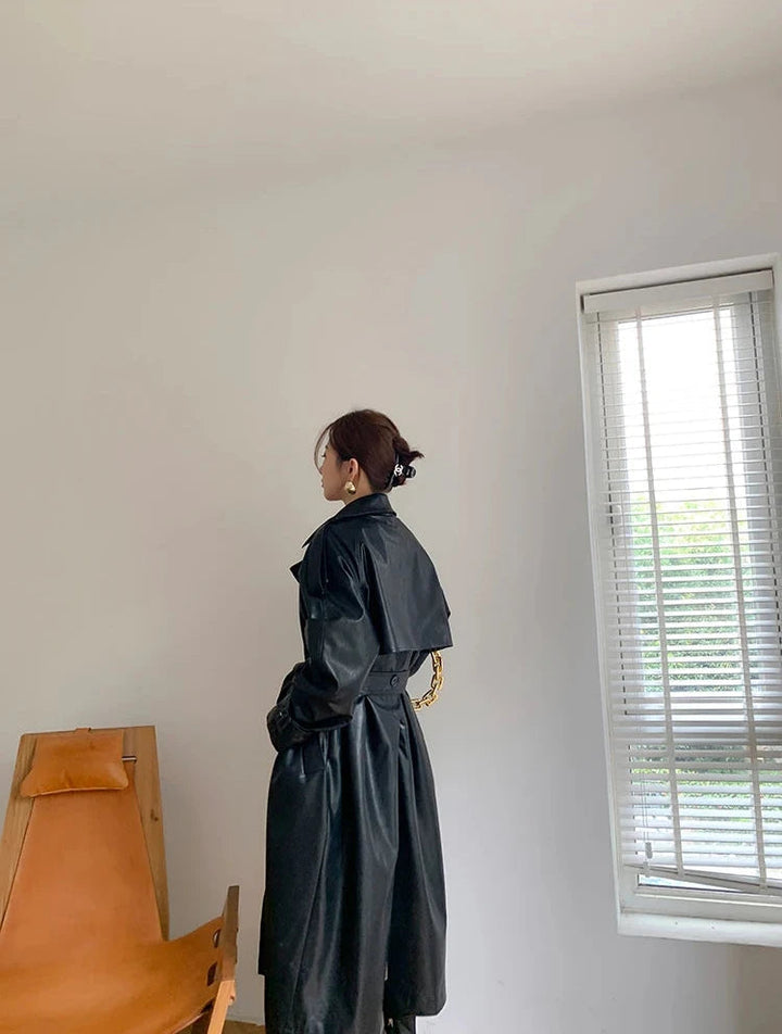 Eleganter Langer Ledermantel Mit Gürtel Für Damen | Perfekt für Alltägliche Anlässe