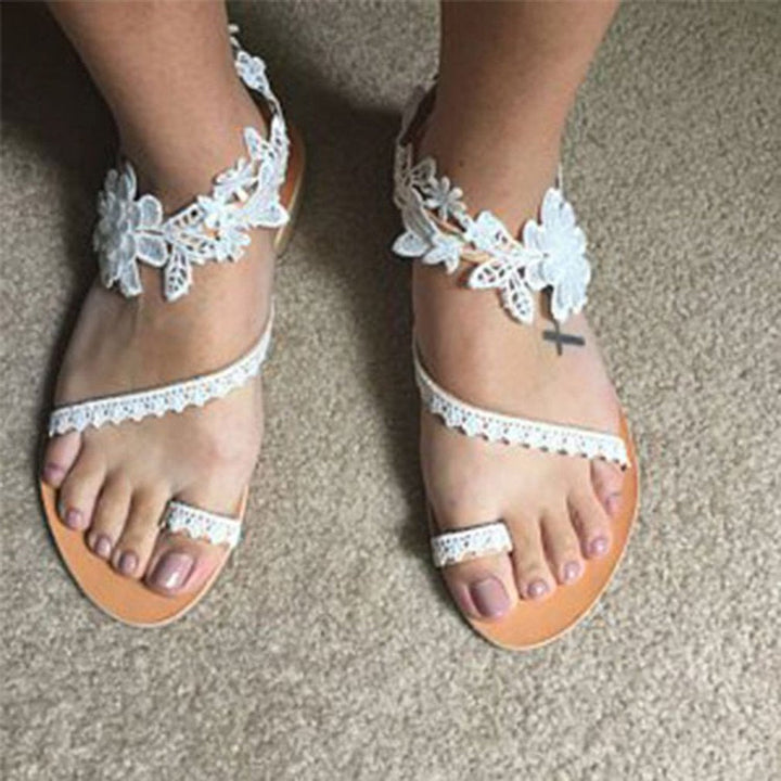 Eleganti sandali infradito con pizzo e dettagli floreali – Perfetti per matrimonio, spiaggia e estate
