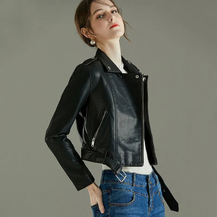 Giacca in pelle vegana Mari – Eleganza elegante e sostenibile
