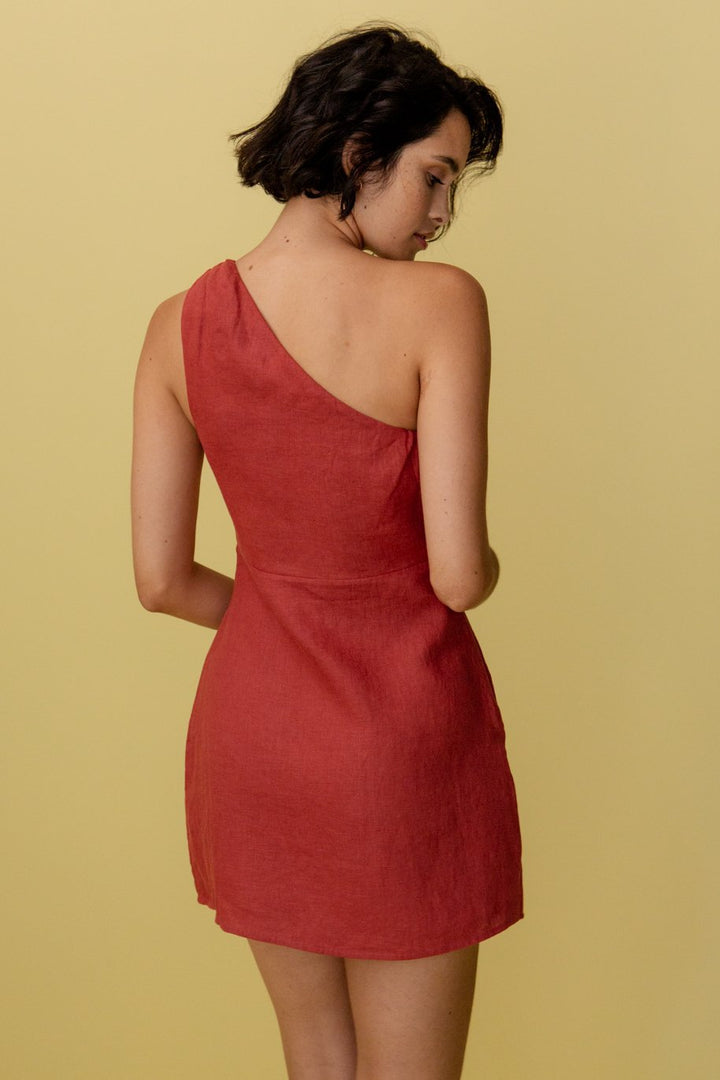 Vestito corto asimmetrico monospalla – elegante vestito estivo da donna dal design moderno