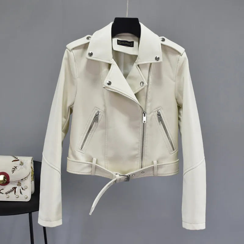 Giacca in pelle vegana Mari – Eleganza elegante e sostenibile
